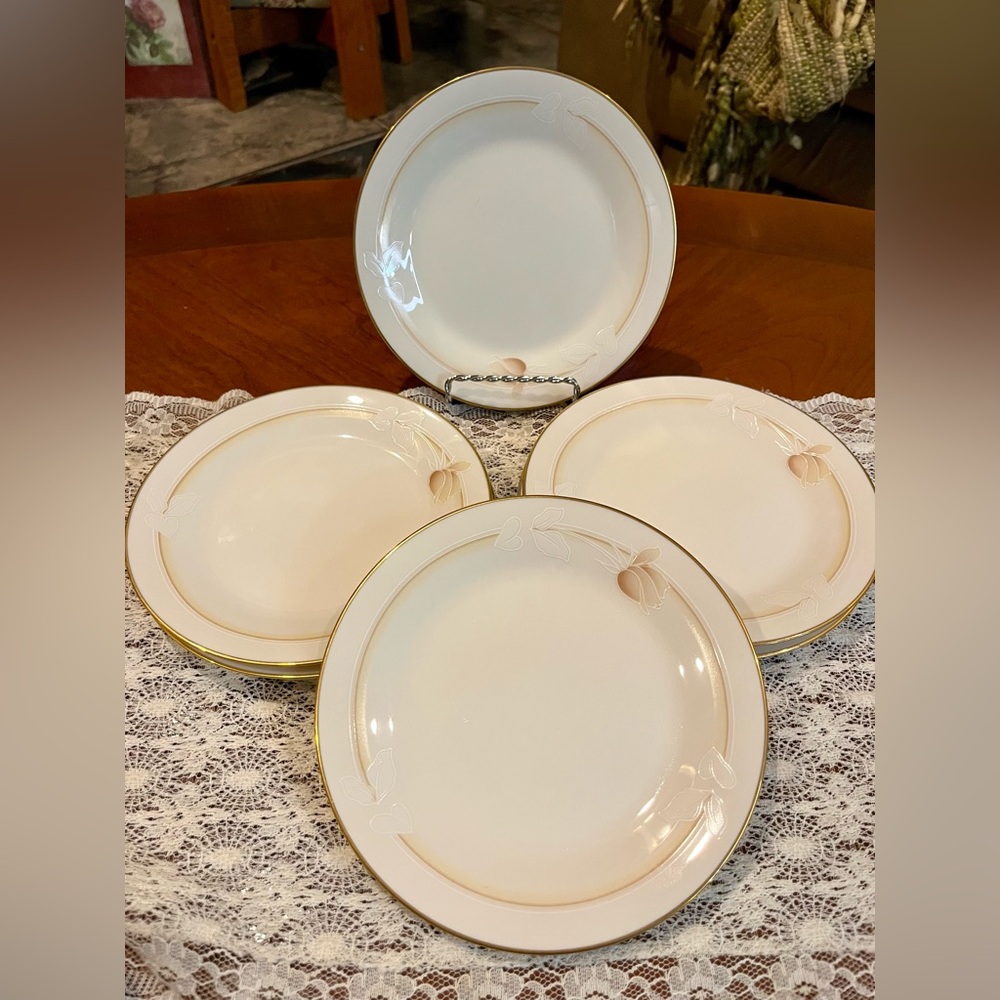 Set of SEVEN Noritake “Devotion” Bread & Butter Plates (Never Used)